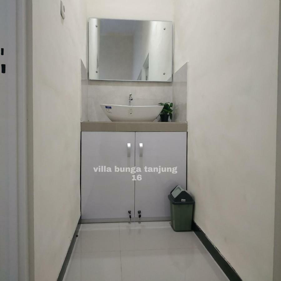 Villa Syariah Bunga Tanjung 16 Batu  Exterior foto